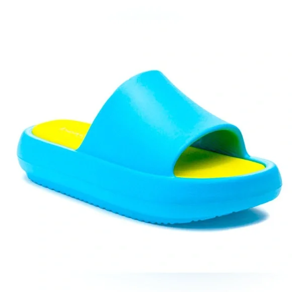 J/SLIDES Beach Slides - Picture 5 of 16